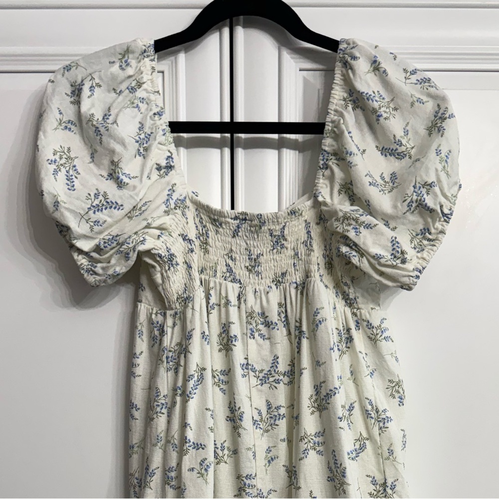 Divided Size Medium Cream/Floral Mini Dress Short Puff Sleeves Sweetheart Neck - Picture 7 of 9